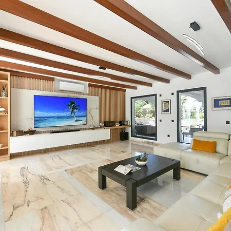 Armonia Oasis Deluxe By Villagrancanaria Villa